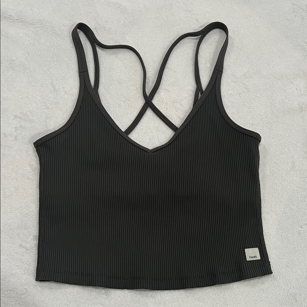 Vuori Olive Ribbed Crop Tank. Inside shelf-bra. Like Brand New.
